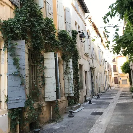 De Charme A La Roquette アルル
